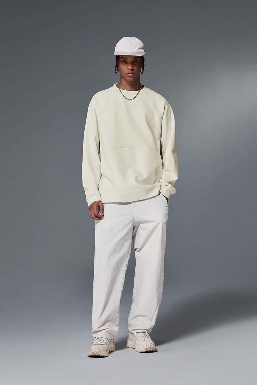 Temperature-Control Fleece Crewneck Sweatshirt - White