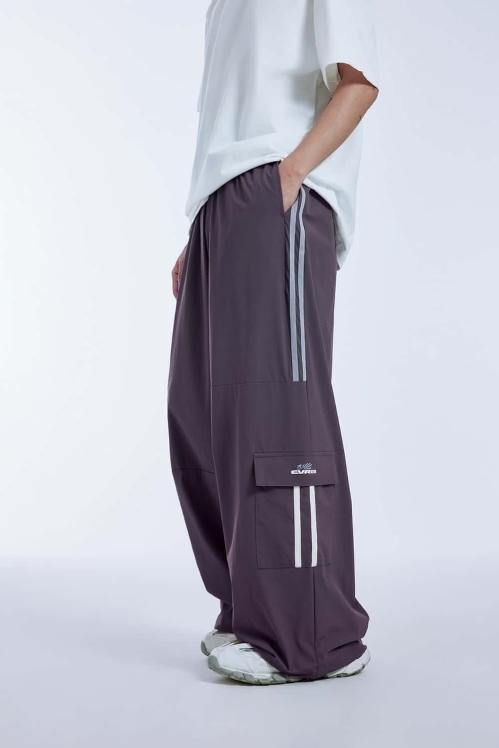 Side-Stripe Wide-Leg Cargo Pants - Purple