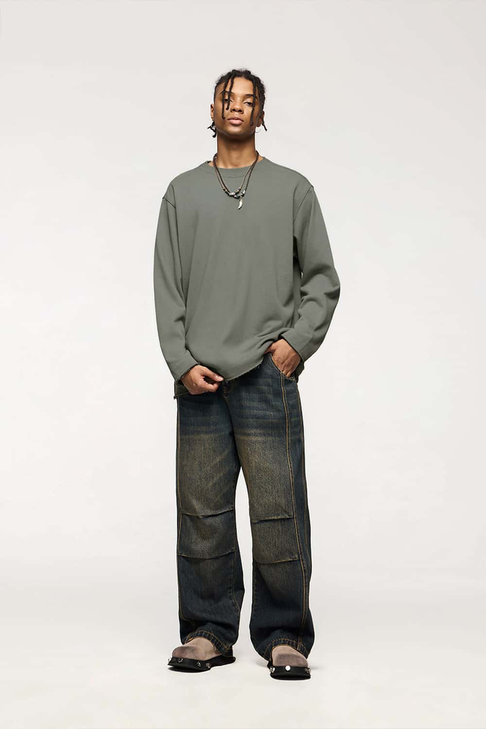 Raw-Edge Loose Fit Sweatshirt - Grayish Green