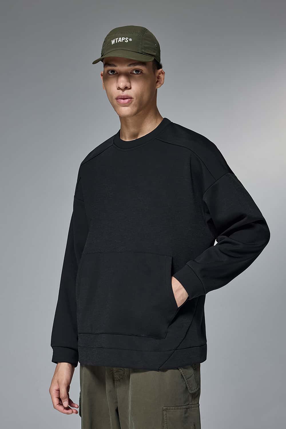 Stretch Fleece Pocket Sweatshirt - Rust Black