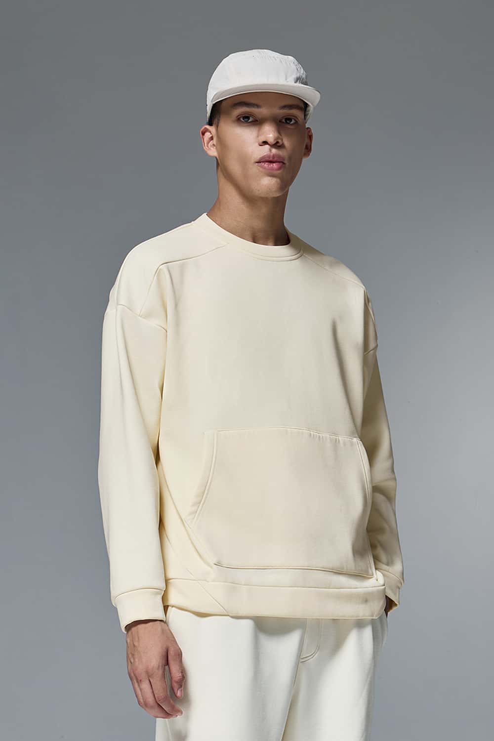 Stretch Fleece Pocket Sweatshirt - White