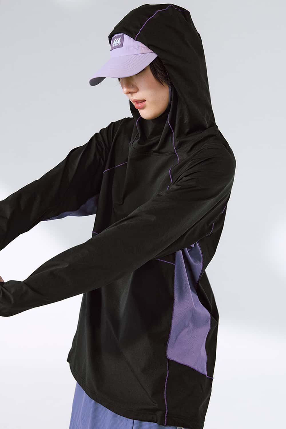 Quick-Dry Hooded Long Sleeve Tee - Black