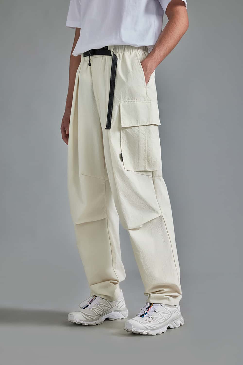 Tapered Utility Cargo Pants - White