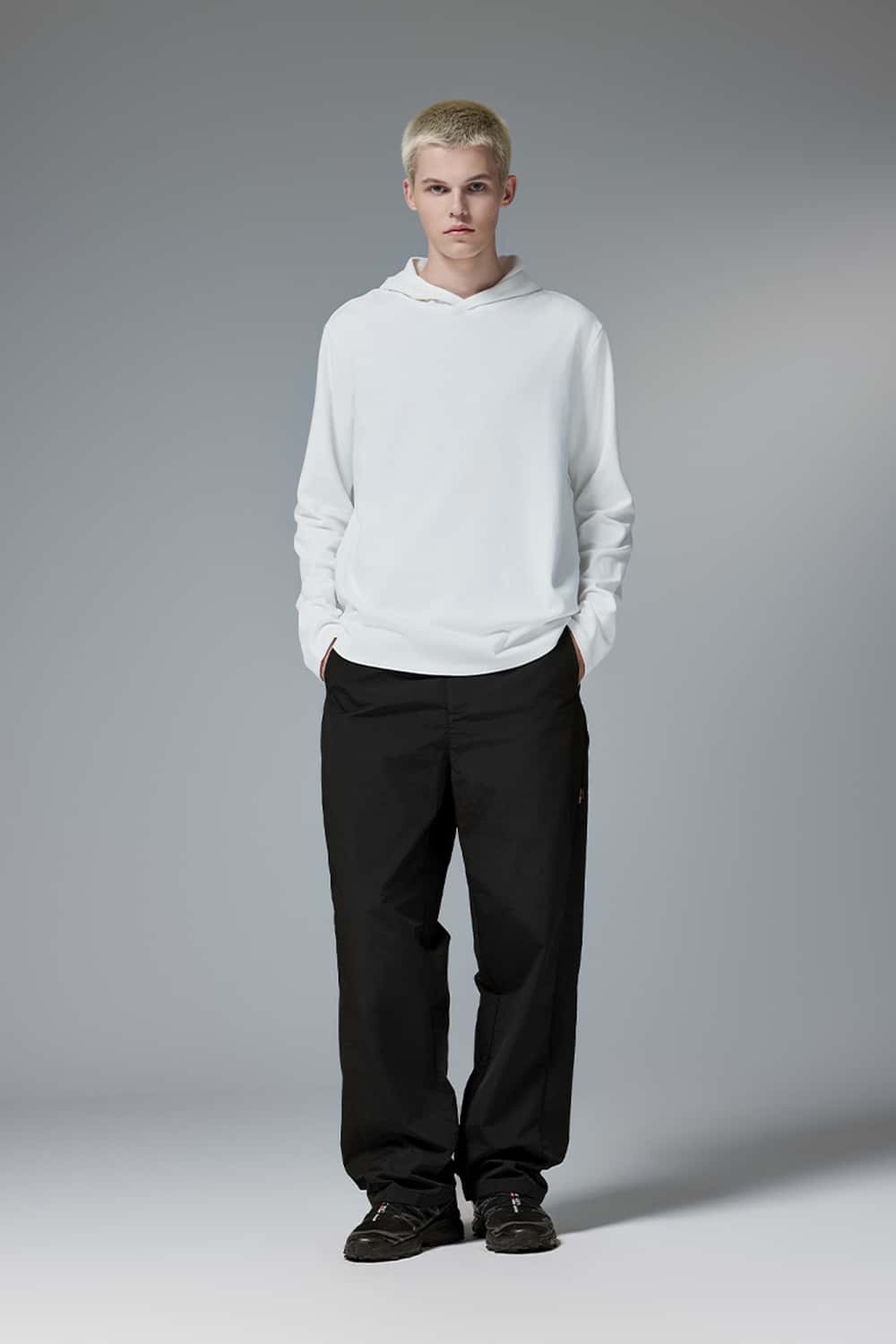 Minimal Relaxed Nylon Pants - Black