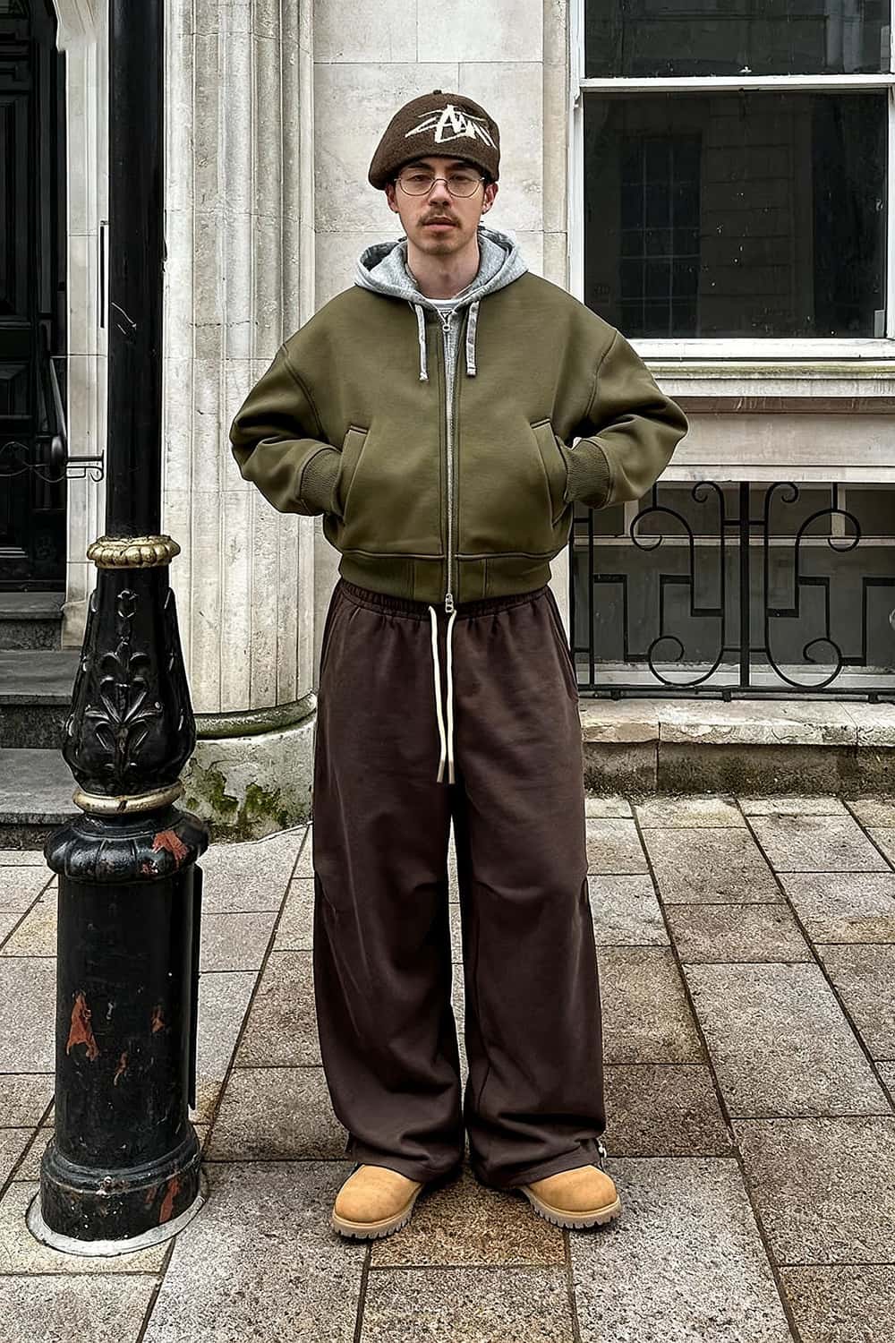 Fleece Straight-Leg Sweatpants - Brown
