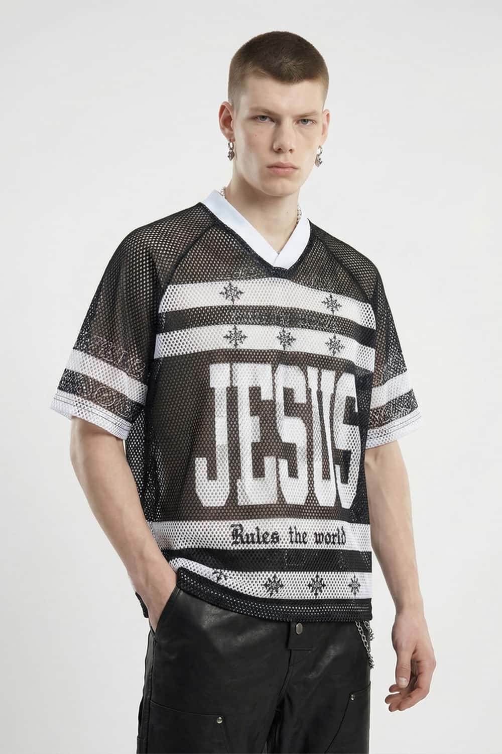 Graphic Mesh V-Neck Jersey - Black