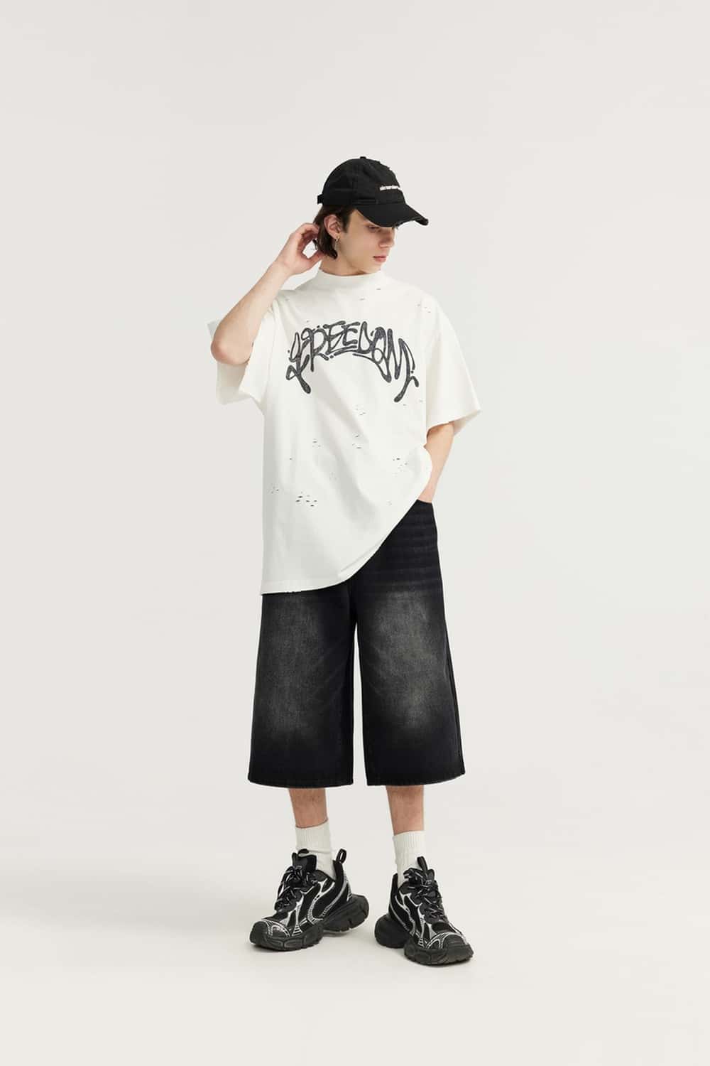 Washed Wide-Leg Denim Shorts - Charcoal Gray