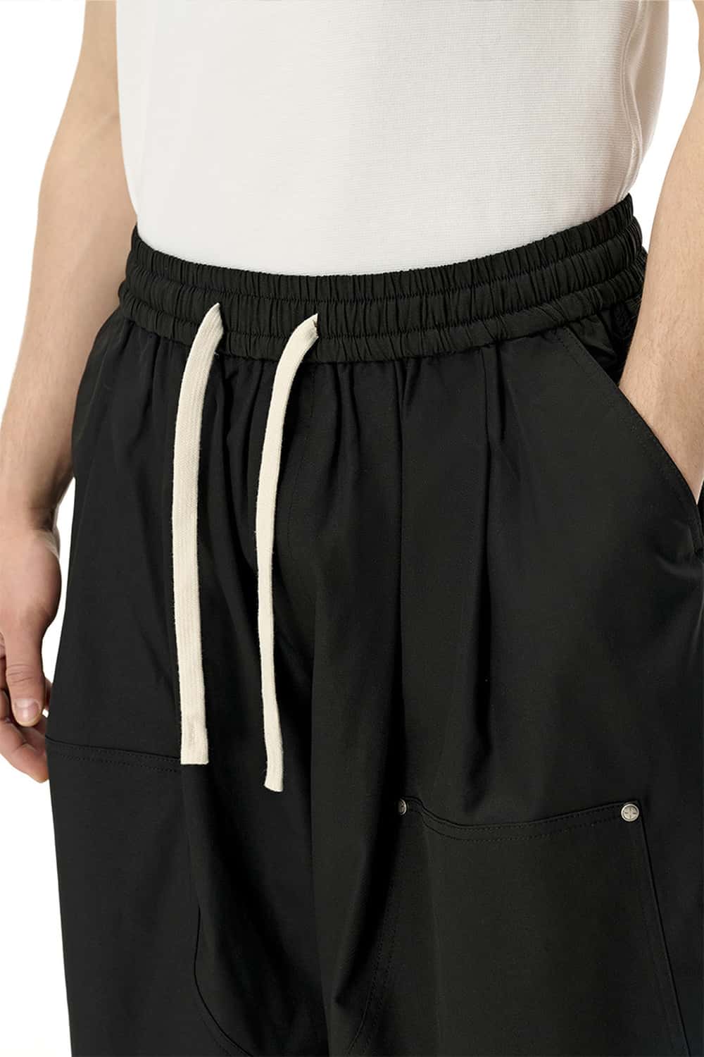 Rivet Detail Utility Long Shorts - Black