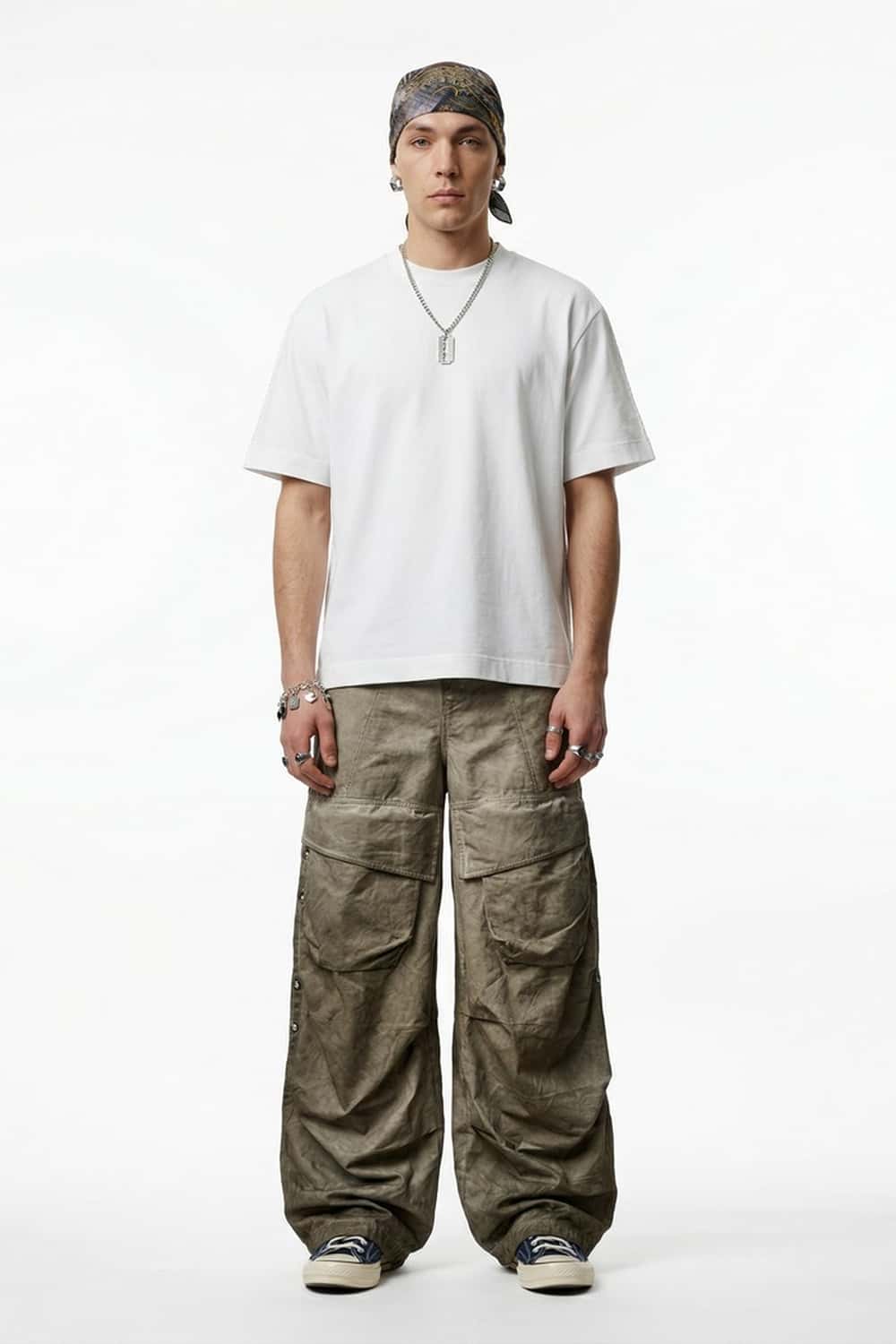 Embroidered Detail Cotton-Blend T-Shirt - White