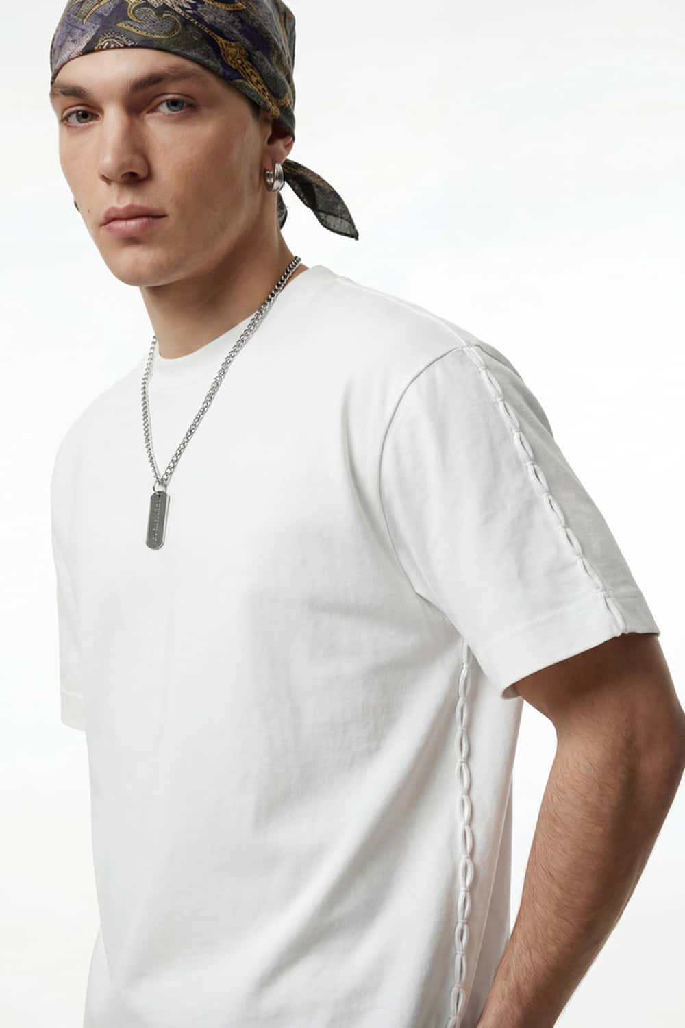 Embroidered Detail Cotton-Blend T-Shirt - White