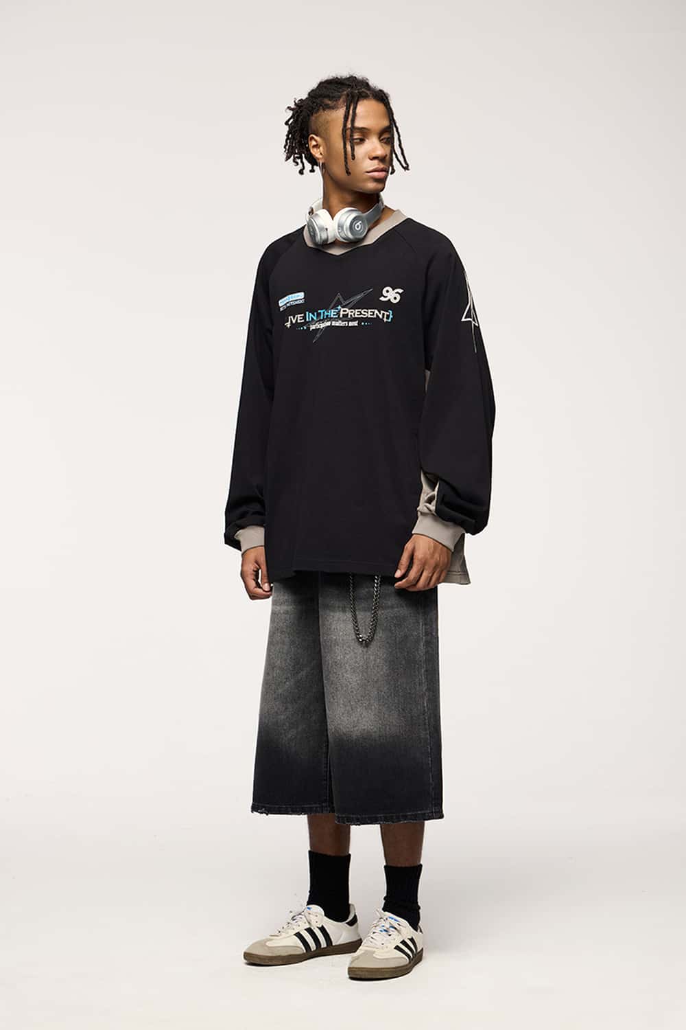 Paneled Graphic Long Sleeve T-Shirt - Active Black