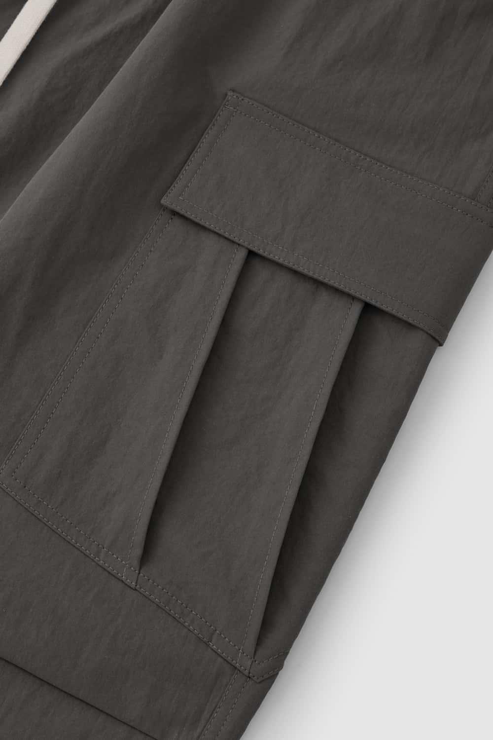 Loose Utility Cropped Cargo Pants - Dark Gray