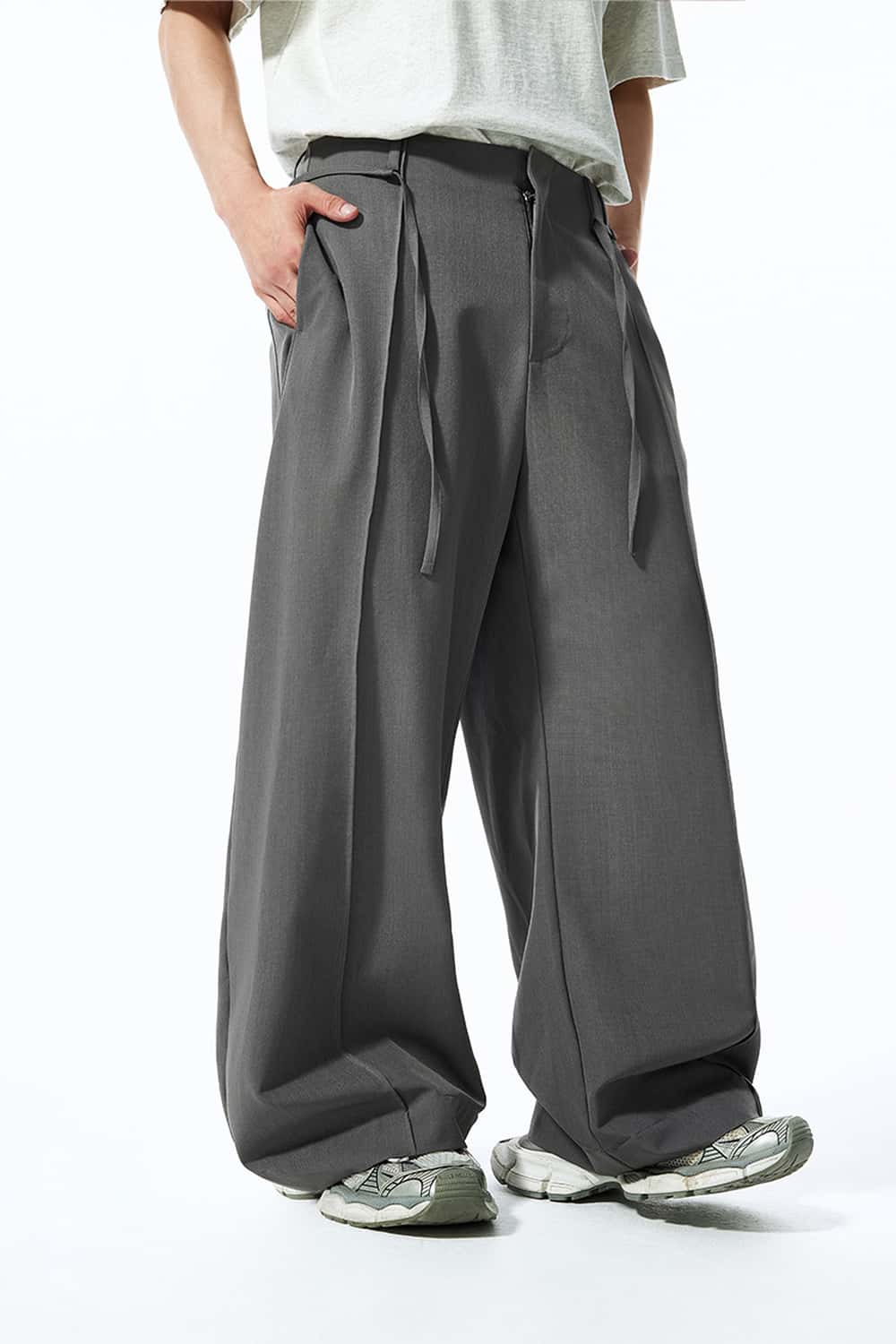 Belted Pleated Wide-Leg Trousers - Gray