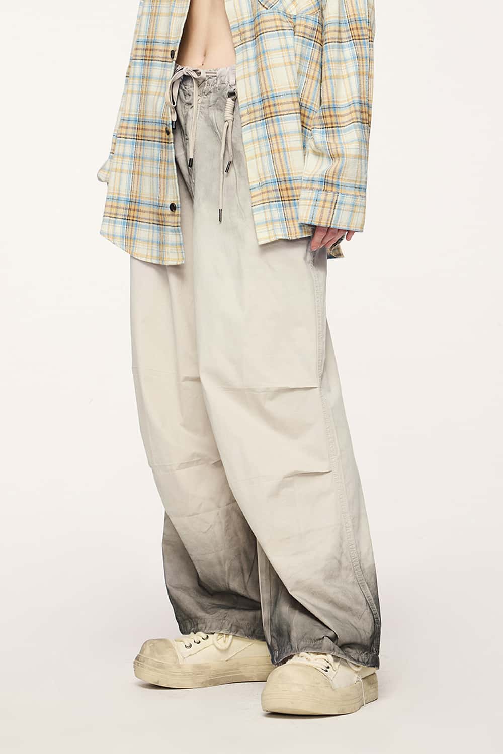 Washed Parachute Cargo Pants - Apricot