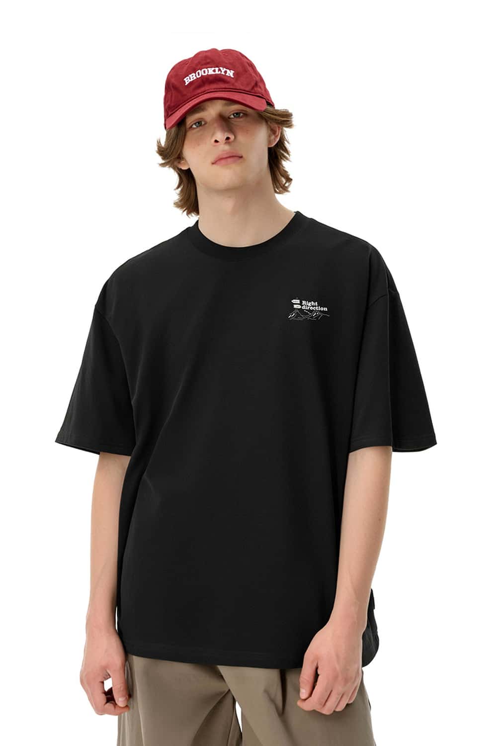 Cool-Touch Graphic Oversized T-Shirt - Black