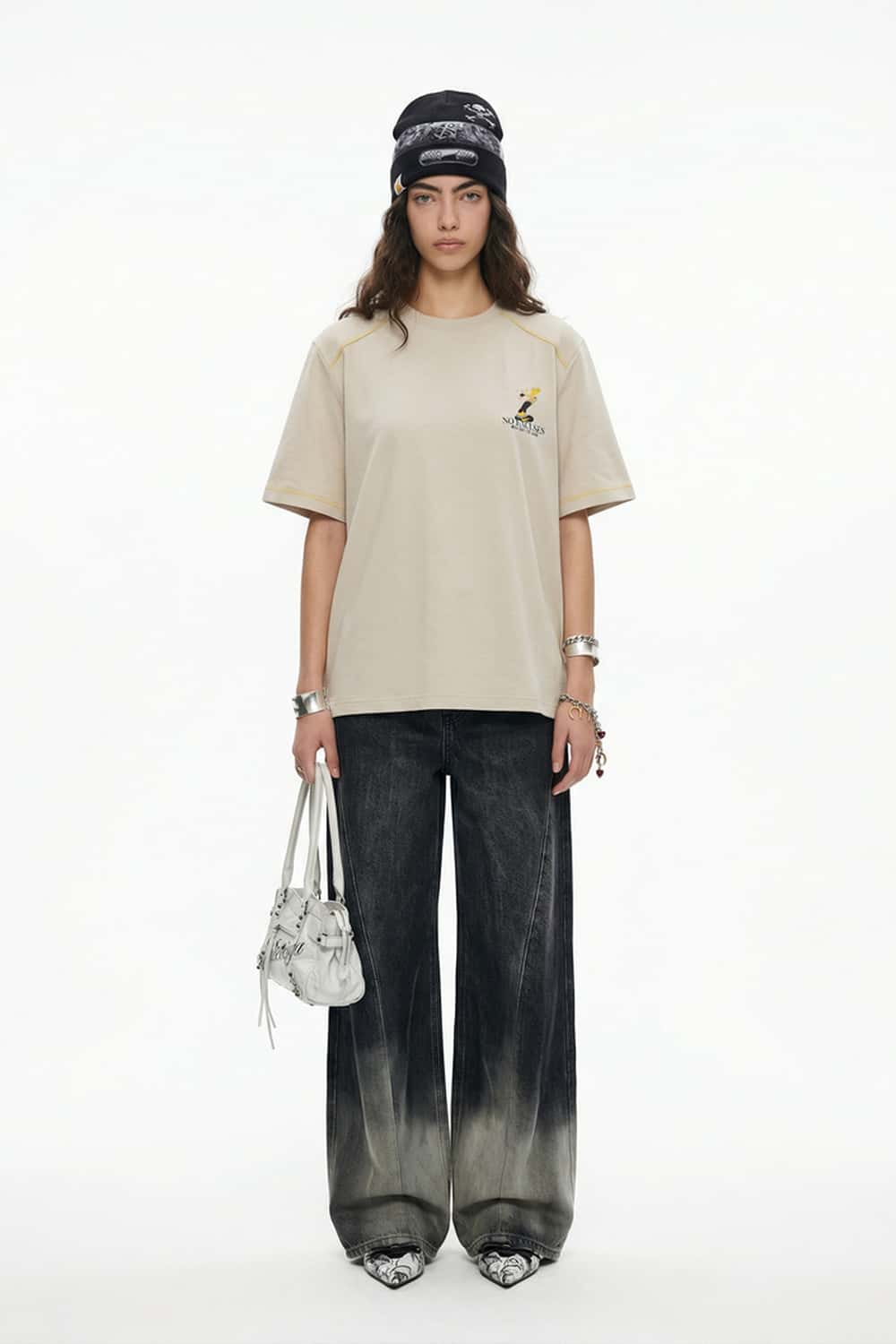Contrast Stitch Graphic Loose T-Shirt - Apricot