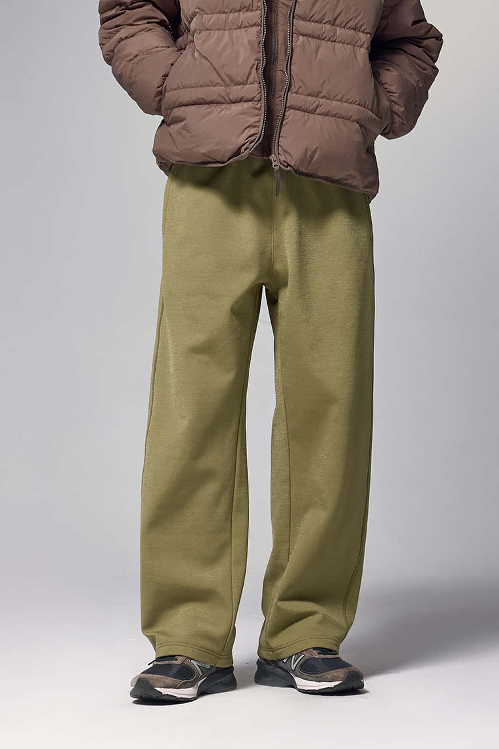 Straight-Leg Stretch Sweatpants - Mud Green