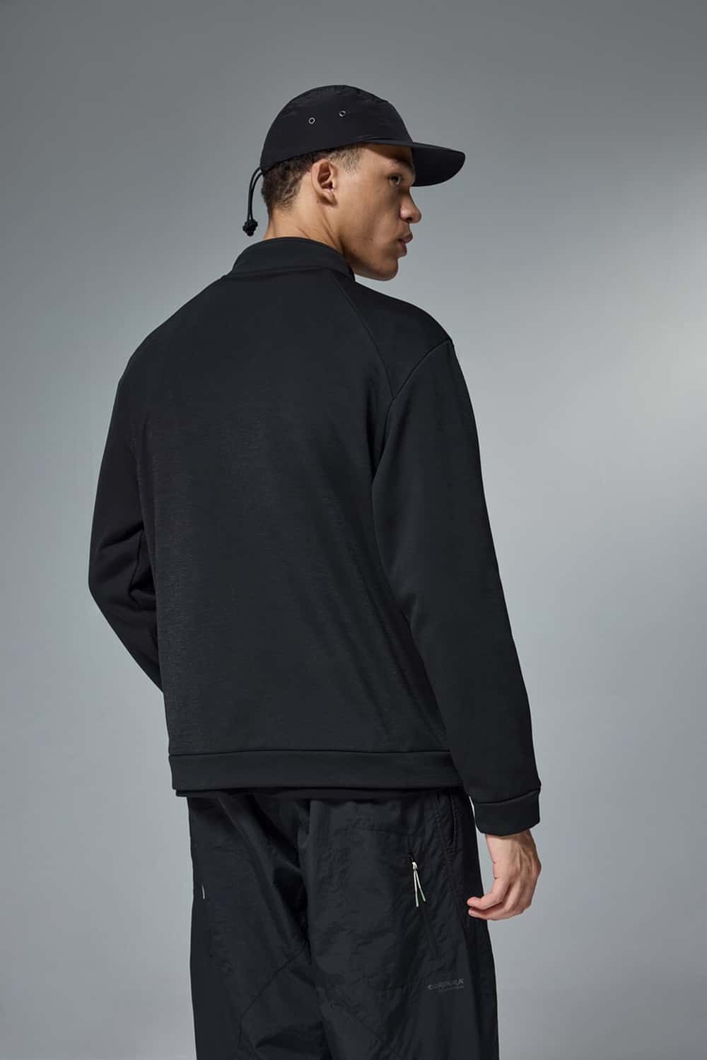 Four-Way Stretch Zip Jacket - Rust Black