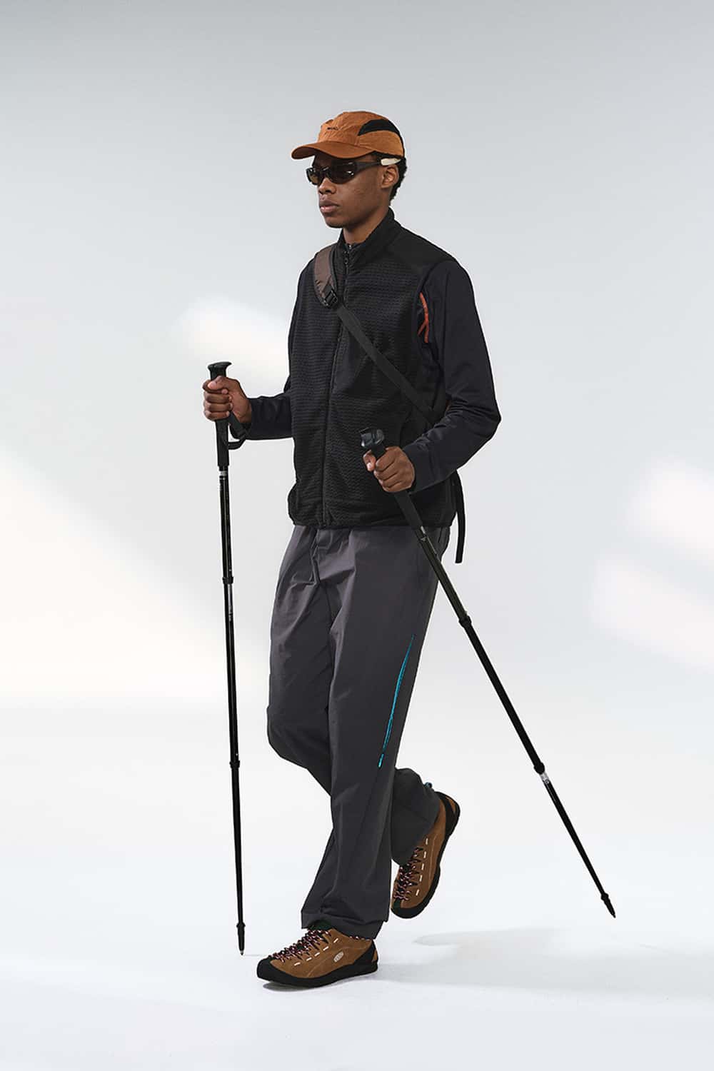 Heat-Retaining Textured Utility Vest - Black