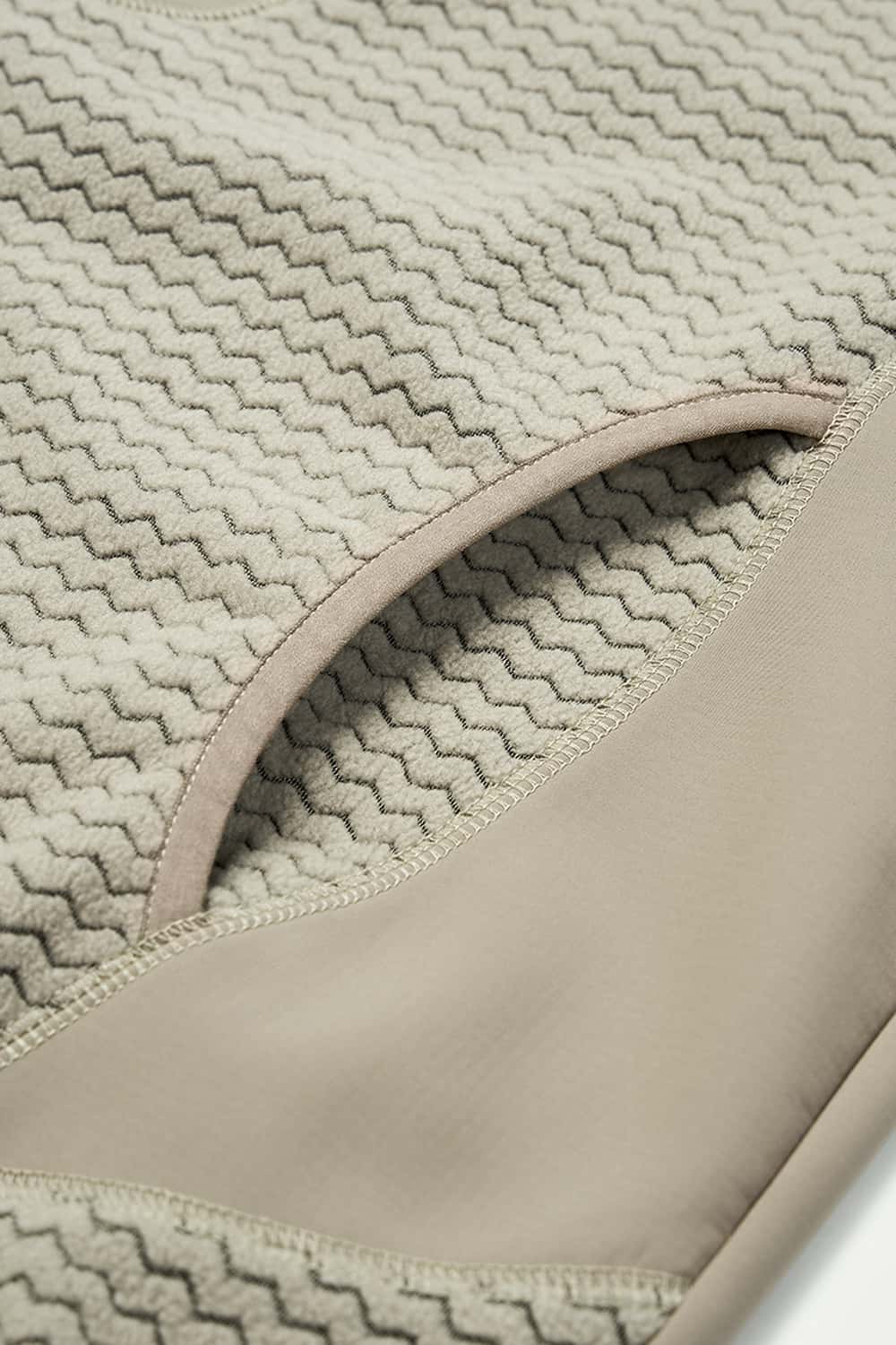 Heat-Retaining Textured Utility Vest - Khaki