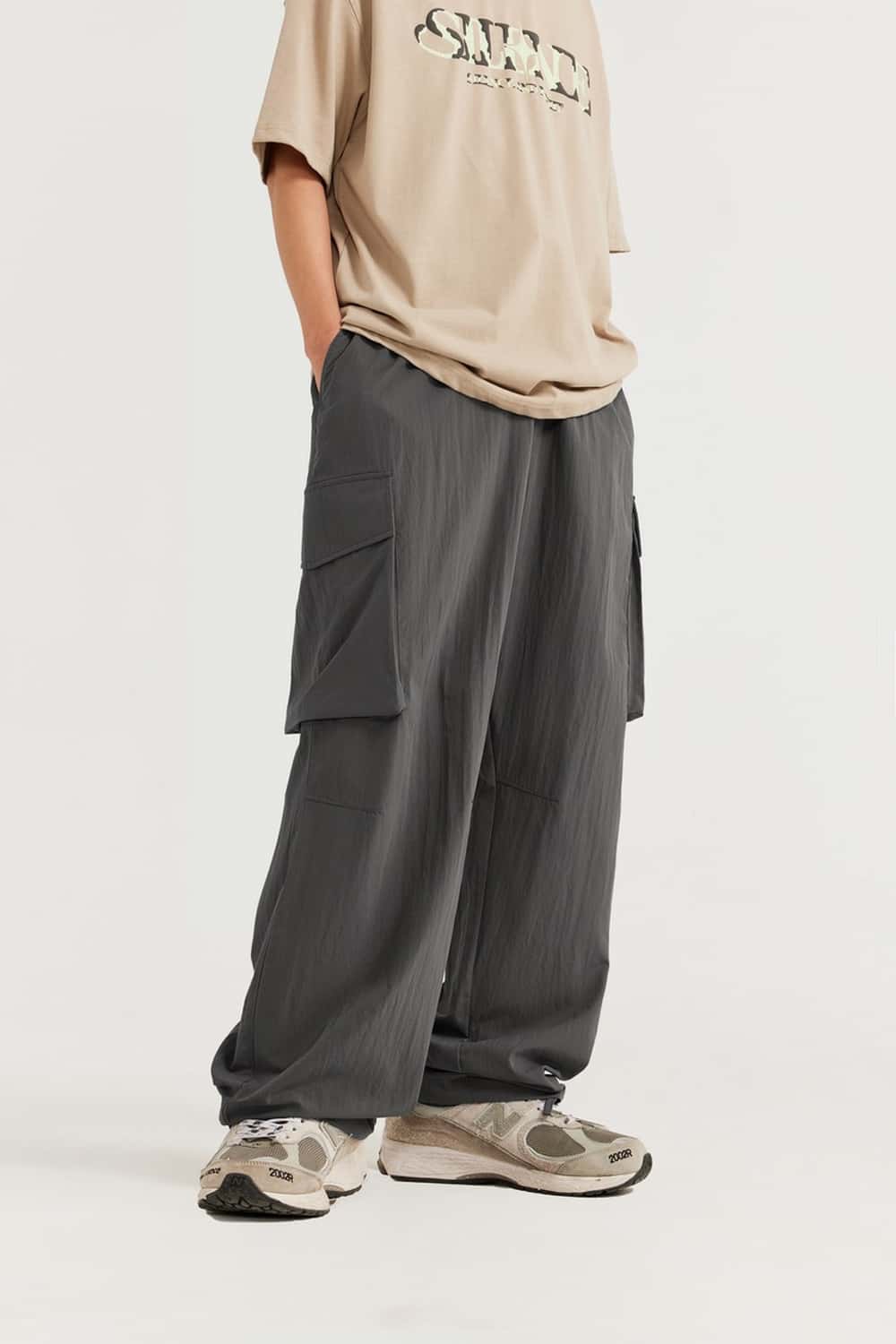 Crinkled Cargo Straight-Leg Pants - Dark Gray