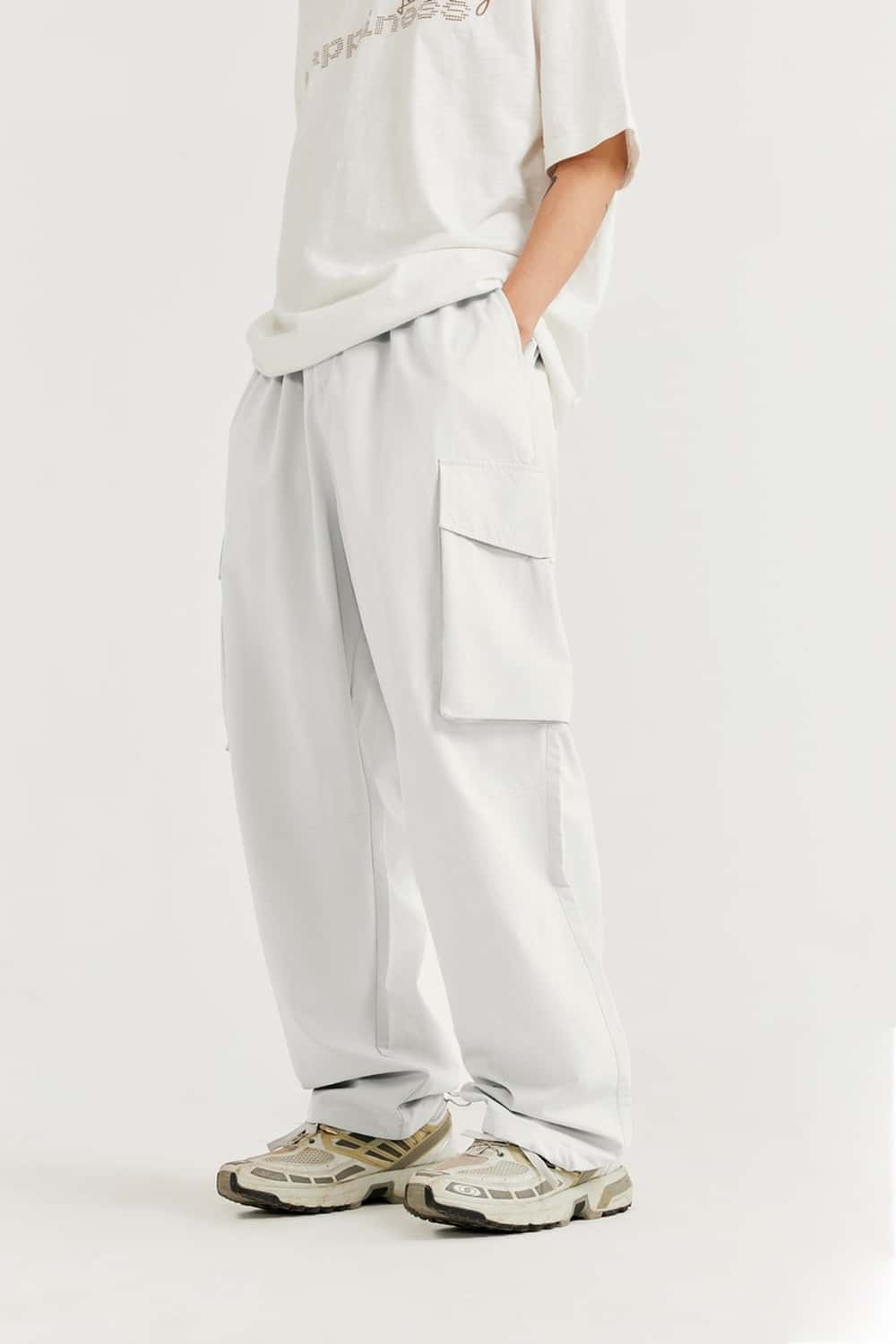Crinkled Cargo Straight-Leg Pants - Gray