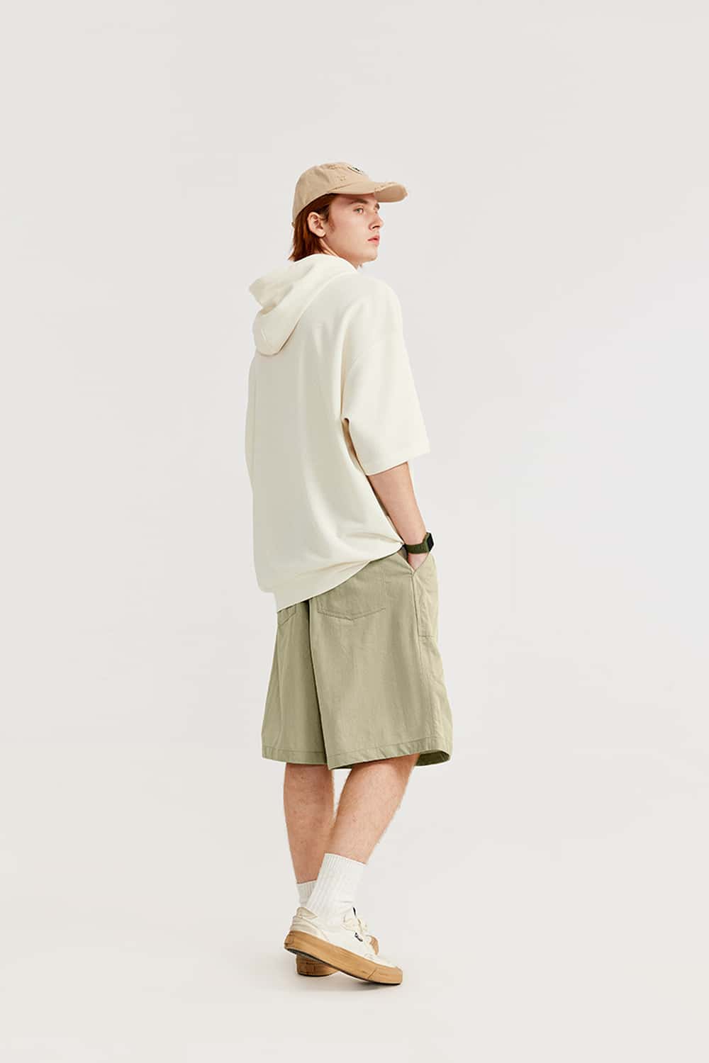 Crinkled Knee-Length Utility Shorts - Sandy Dune