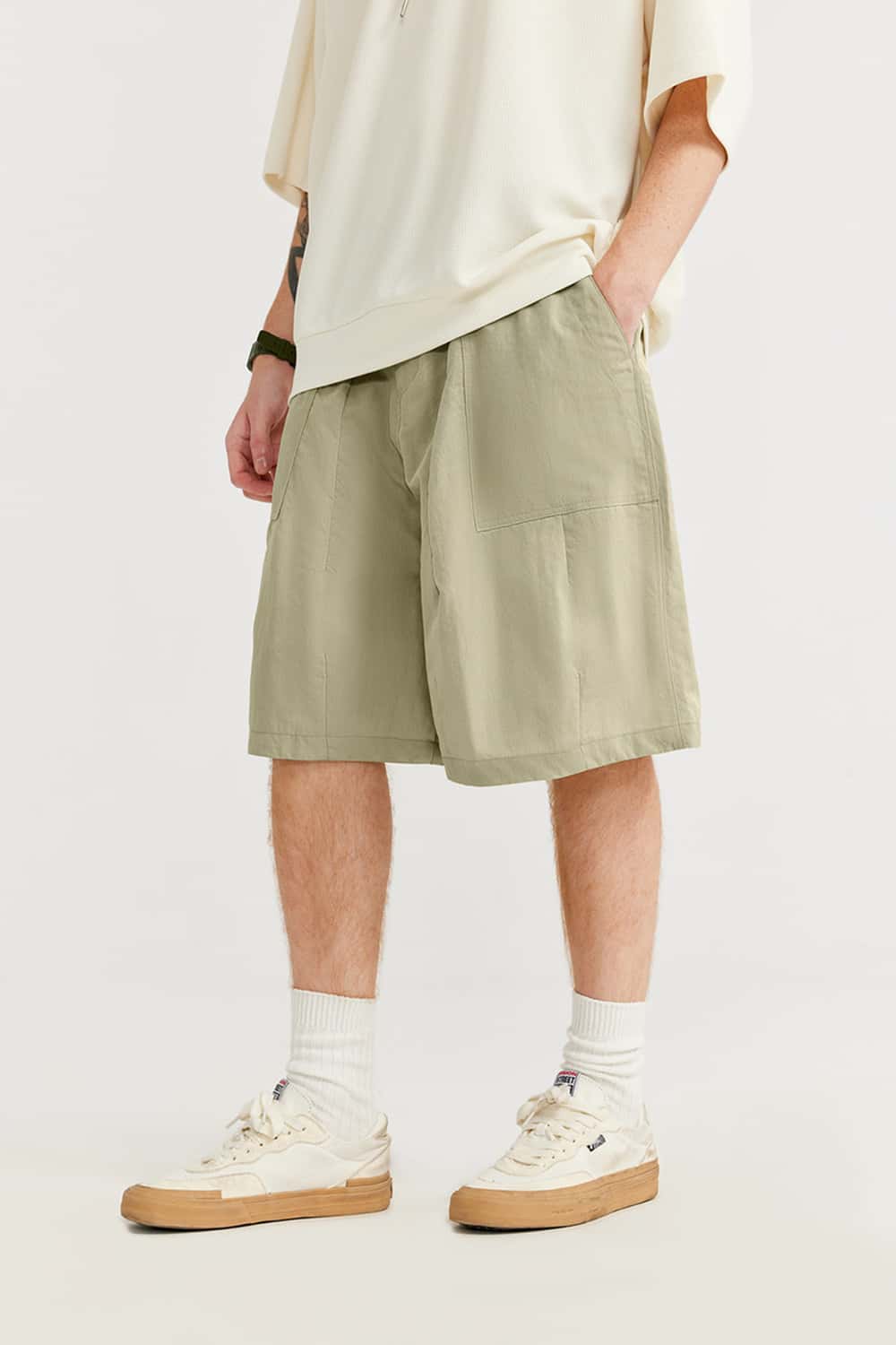 Crinkled Knee-Length Utility Shorts - Sandy Dune