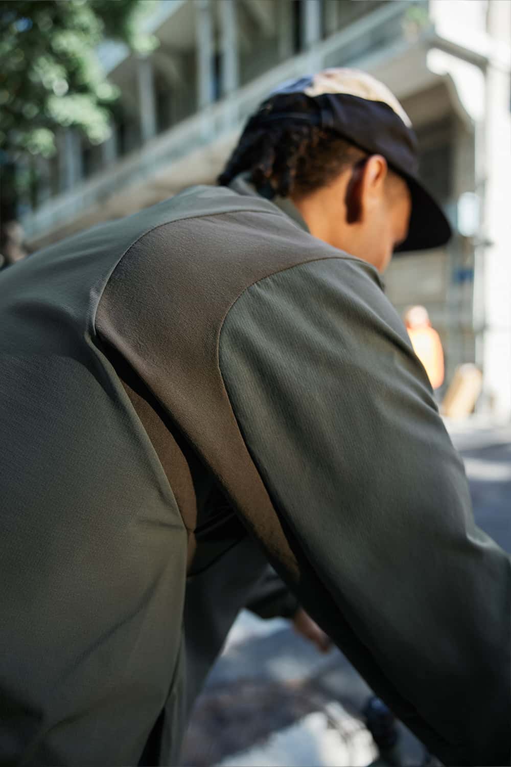Paneled Stand-Collar Cycling Jacket - Medium Gray