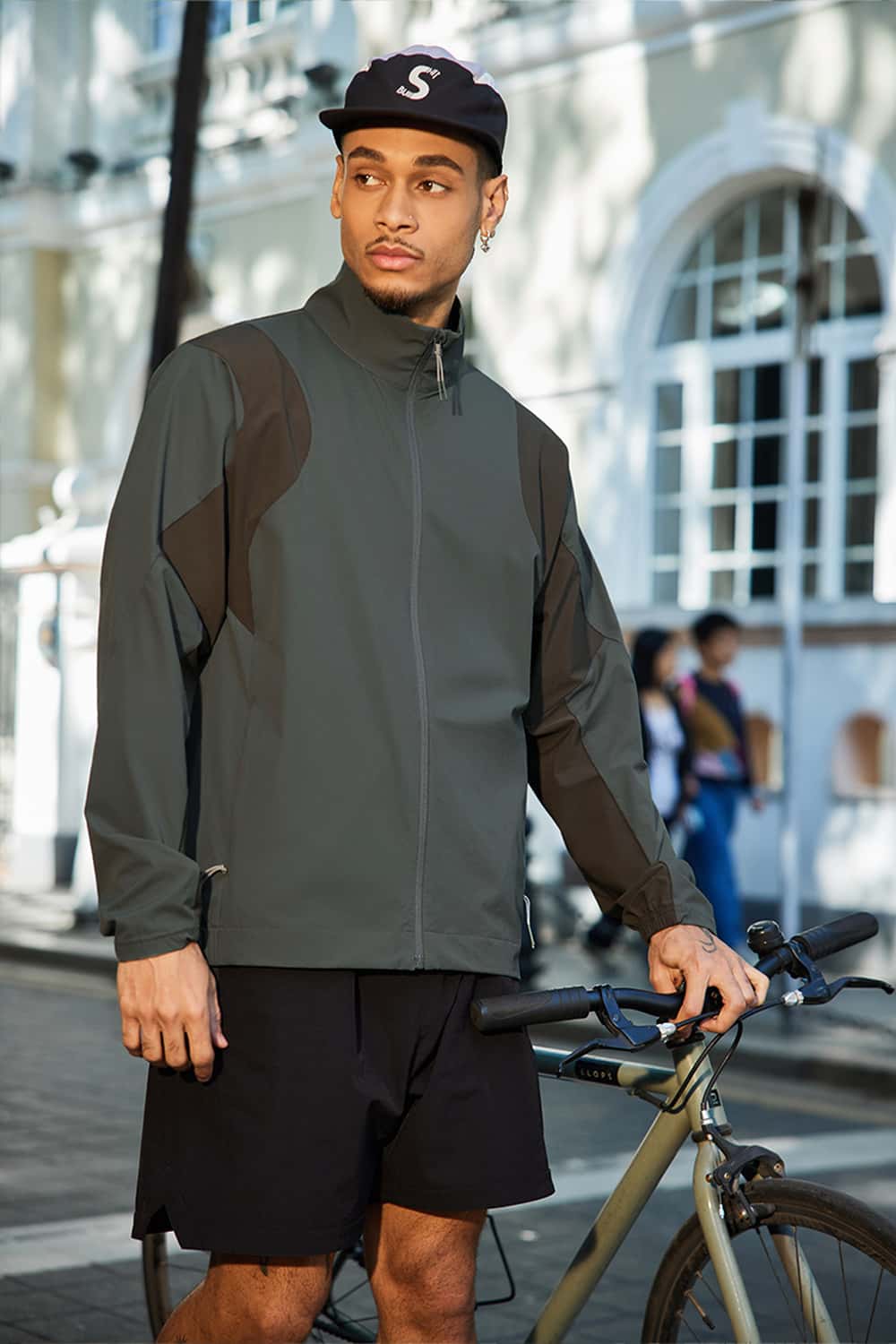 Paneled Stand-Collar Cycling Jacket - Medium Gray