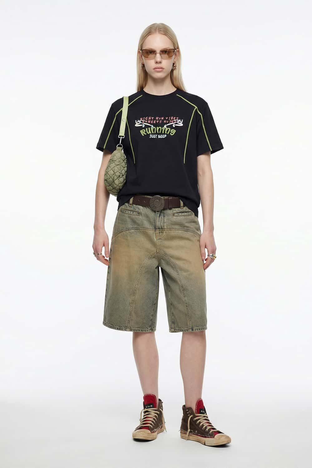 Running Graphic Contrast-Seam T-Shirt - Black