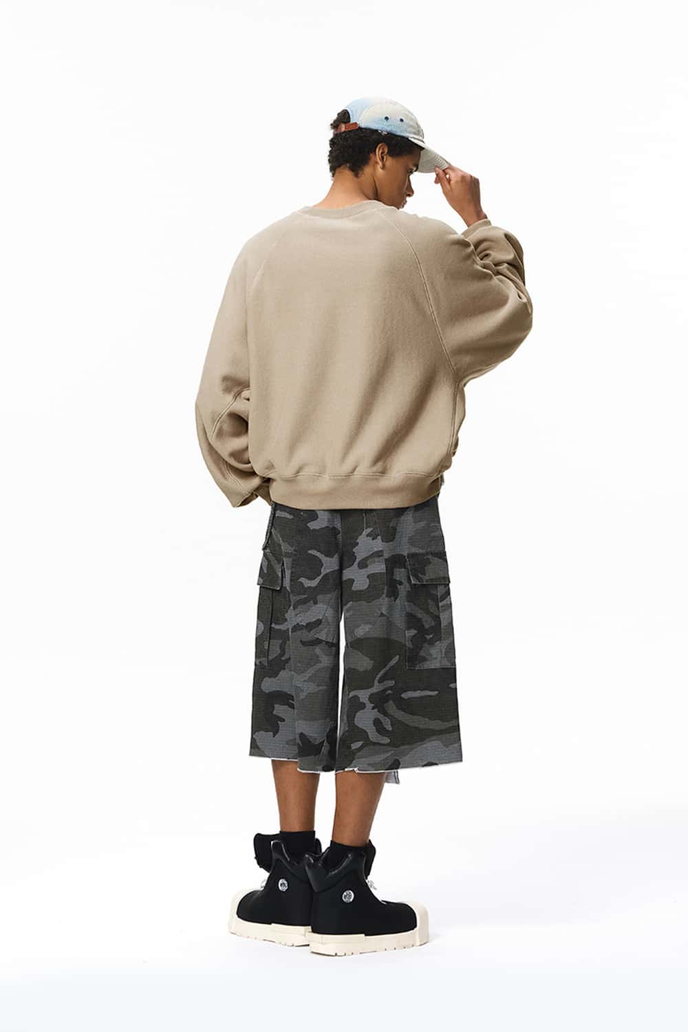 Oversized Batwing Crewneck Sweatshirt - Khaki