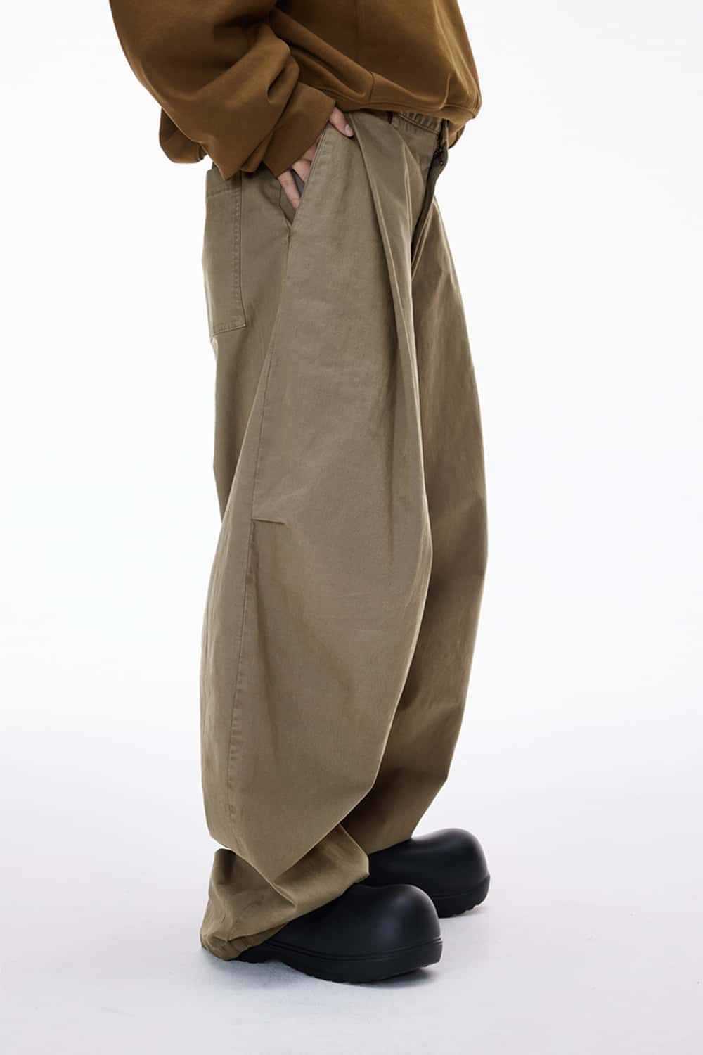 Pleated Wide-Leg Utility Pants - Khaki
