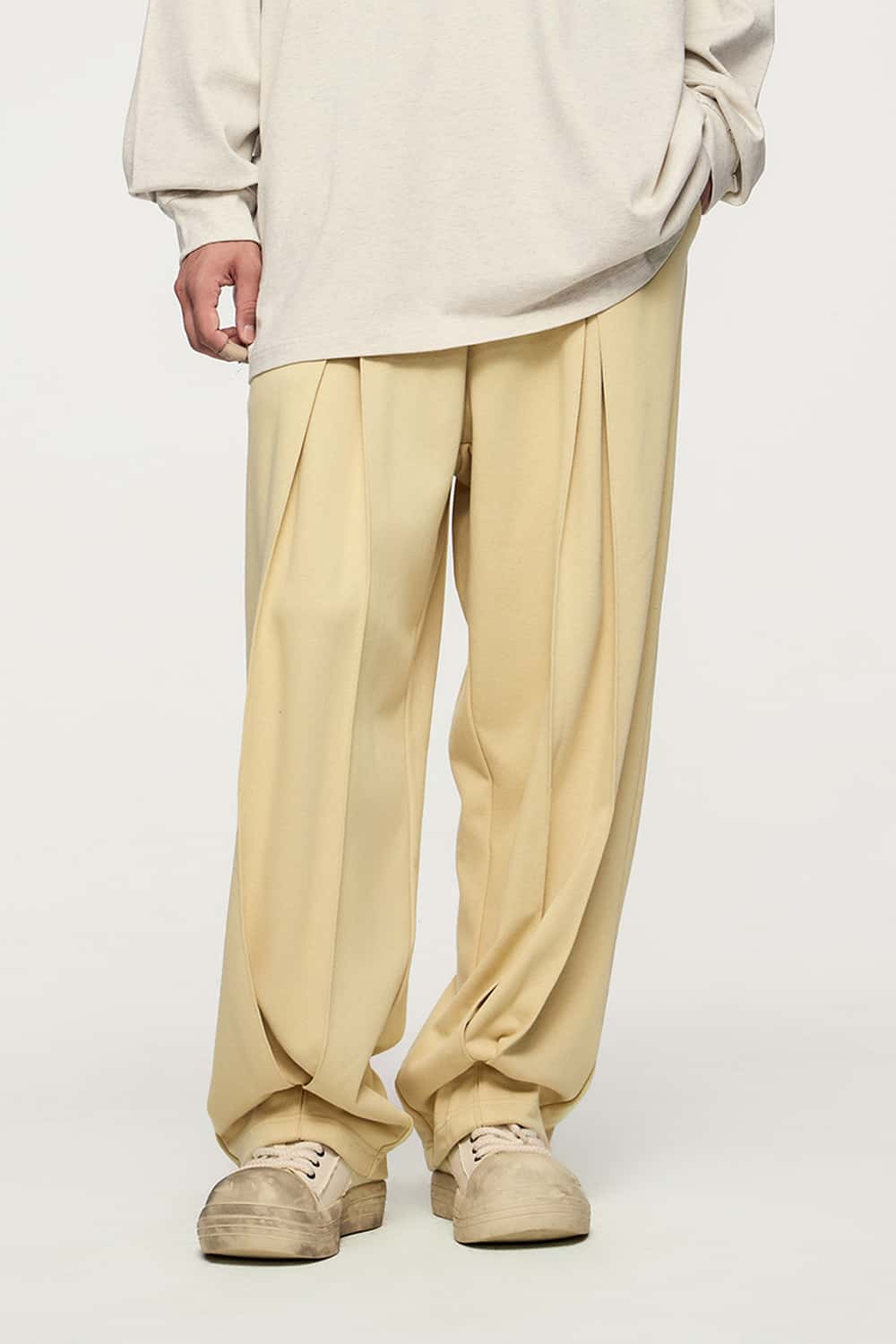 Pleated Wide-Leg Sweatpants - Khaki