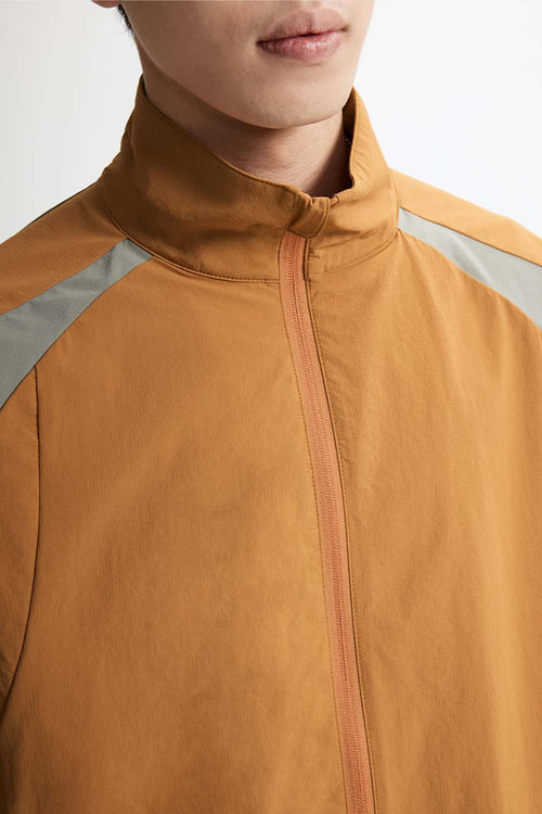 Water-Repellent Colorblock Short-Sleeve Jacket - Brown