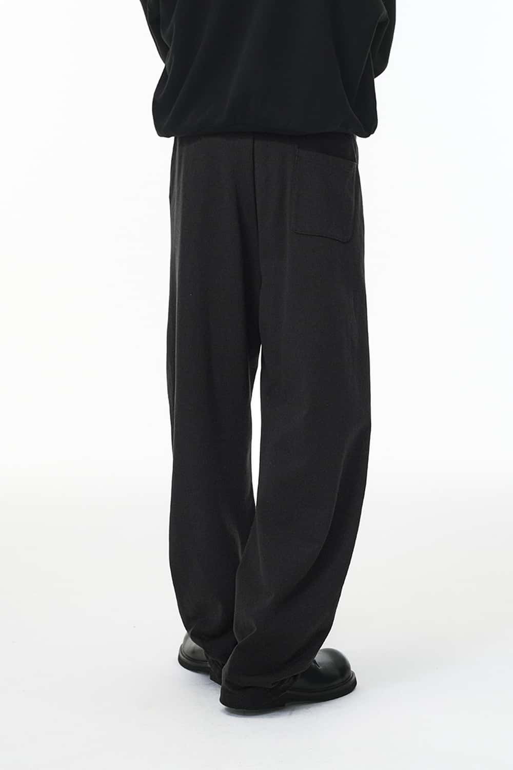 Heavyweight Curved-Seam Wide-Leg Sweatpants - Black