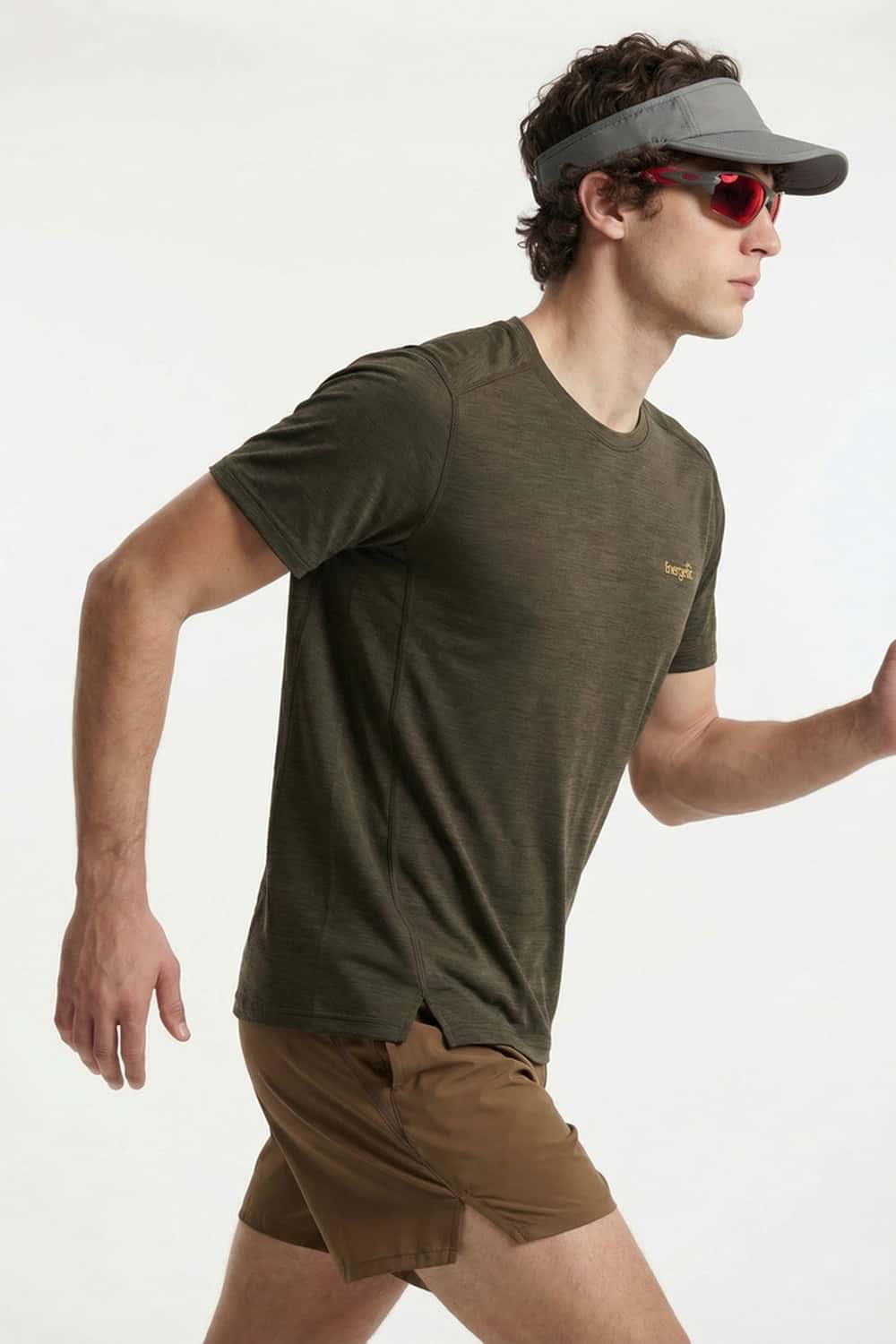 High-Stretch Quick-Drying Panelled T-Shirt in Trunk Brown - full-length front modeled view