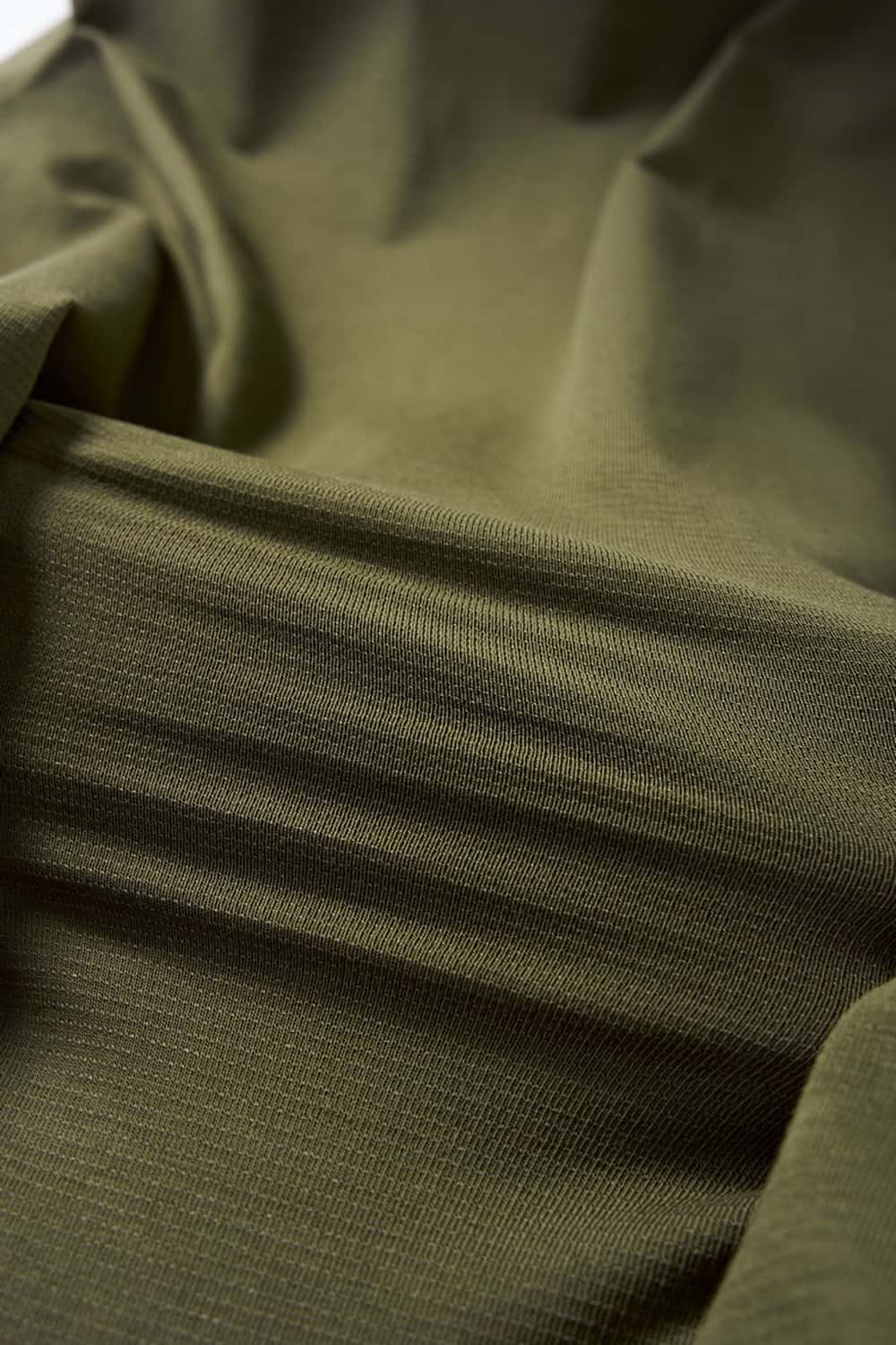 Adjustable-Hem Quick-Drying T-Shirt in Military Green - fabric texture close-up