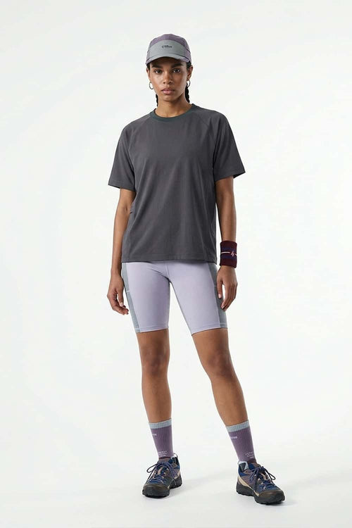 Quick-Drying Curved-Seam Sports T-Shirt in Dark Gray - full-length front modeled view