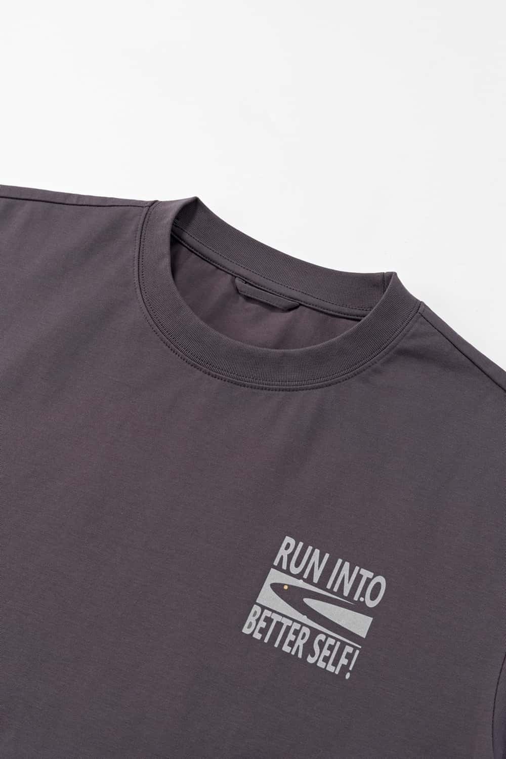 Relaxed Runner Graphic T-Shirt in Plum Purple - flat lay product detail