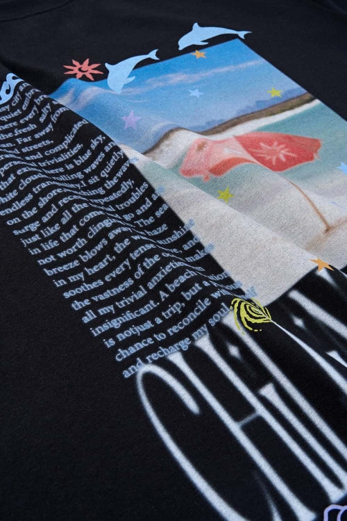 Relaxed Beach Graphic T-Shirt in Active Black - graphic detail