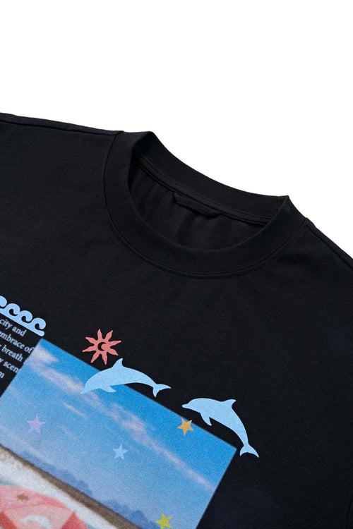 Relaxed Beach Graphic T-Shirt in Active Black - collar detail