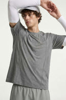 Quick-Drying Curved-Panel T-Shirt in Gray - front modeled view