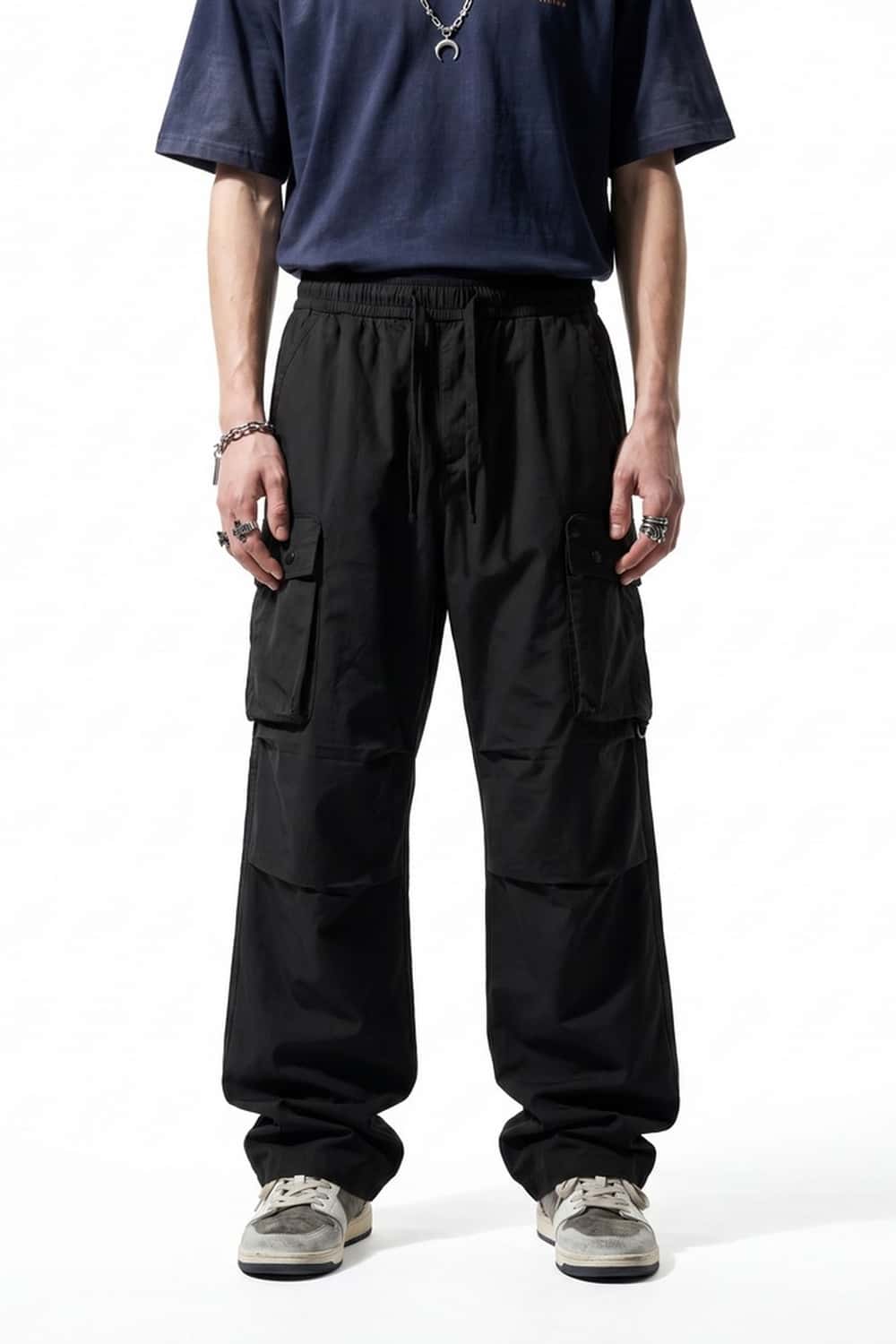 Drawstring Wide-Leg Cargo Trousers in Black - front modeled view