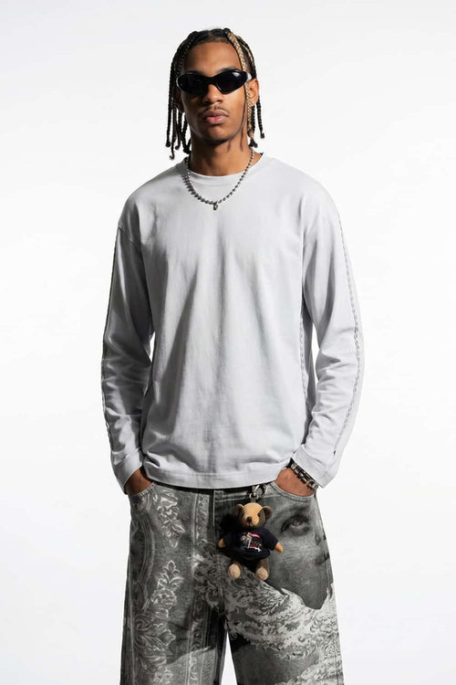 High-Stretch Loop-Trim Long-Sleeve T-Shirt in Grayish White - front modeled close-up
